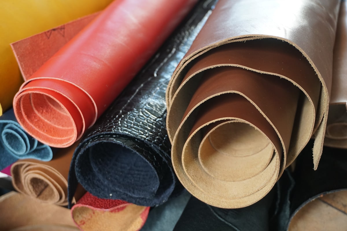 Stock di pelle di vari formati, tipologie e colori
